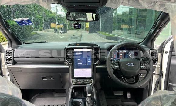 Buy Used Ford Everest White Car in Bangkok in Bangkok Buy Used Ford Everest White Car in Bangkok in Bangkok