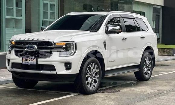 Buy Used Ford Everest White Car in Bangkok in Bangkok Buy Used Ford Everest White Car in Bangkok in Bangkok