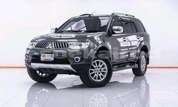 ซื้อ รถมือสอง Mitsubishi Pajero สีดำ รถยนต์ ใน %{เมือง} ใน ชัยภูมิ ซื้อ รถมือสอง Mitsubishi Pajero สีดำ รถยนต์ ใน %{เมือง} ใน ชัยภูมิ