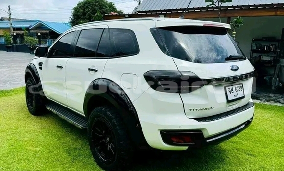 ซื้อ รถมือสอง Ford Everest ขาว รถยนต์ ใน %{เมือง} ใน ชลบุรี ซื้อ รถมือสอง Ford Everest ขาว รถยนต์ ใน %{เมือง} ใน ชลบุรี