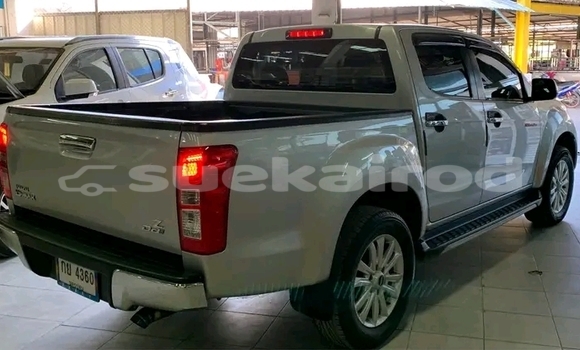 ซื้อ รถมือสอง Isuzu Bighorn อื่น ๆ รถยนต์ ใน %{เมือง} ใน ชัยนาท ซื้อ รถมือสอง Isuzu Bighorn อื่น ๆ รถยนต์ ใน %{เมือง} ใน ชัยนาท