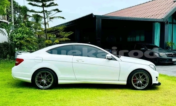 ซื้อ รถมือสอง Mercedes-Benz C180 coupe ขาว รถยนต์ ใน %{เมือง} ใน กรุงเทพมหานคร ซื้อ รถมือสอง Mercedes-Benz C180 coupe ขาว รถยนต์ ใน %{เมือง} ใน กรุงเทพมหานคร