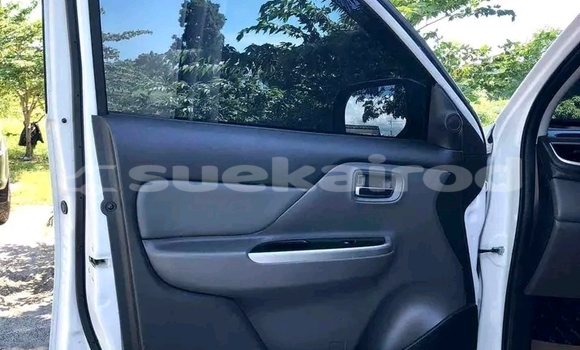 Buy Used Mitsubishi Triton White Car in Bangkok in Bangkok