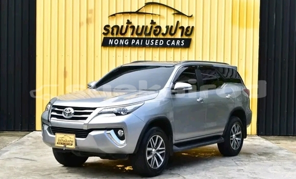 ซื้อ รถมือสอง Toyota Fortuner อื่น ๆ รถยนต์ ใน %{เมือง} ใน ชัยภูมิ ซื้อ รถมือสอง Toyota Fortuner อื่น ๆ รถยนต์ ใน %{เมือง} ใน ชัยภูมิ