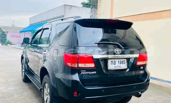 ซื้อ รถมือสอง Toyota Fortuner สีดำ รถยนต์ ใน %{เมือง} ใน ชัยนาท ซื้อ รถมือสอง Toyota Fortuner สีดำ รถยนต์ ใน %{เมือง} ใน ชัยนาท
