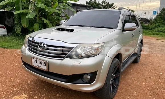 ซื้อ รถมือสอง Toyota Fortuner อื่น ๆ รถยนต์ ใน %{เมือง} ใน ชัยภูมิ ซื้อ รถมือสอง Toyota Fortuner อื่น ๆ รถยนต์ ใน %{เมือง} ใน ชัยภูมิ