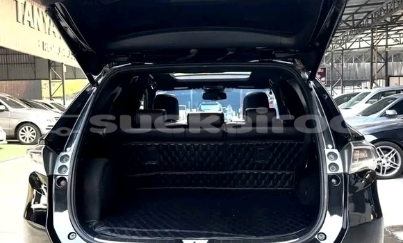 ซื้อ รถมือสอง Toyota Harrier สีดำ รถยนต์ ใน %{เมือง} ใน ชัยนาท