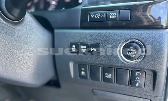 Buy Used Toyota Alphard White Car in Krabi in Krabi Buy Used Toyota Alphard White Car in Krabi in Krabi