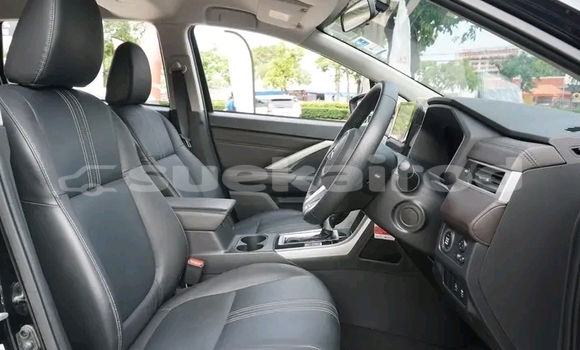 Buy Used Mitsubishi Carisma Black Car in Buogkan in Buogkan Buy Used Mitsubishi Carisma Black Car in Buogkan in Buogkan