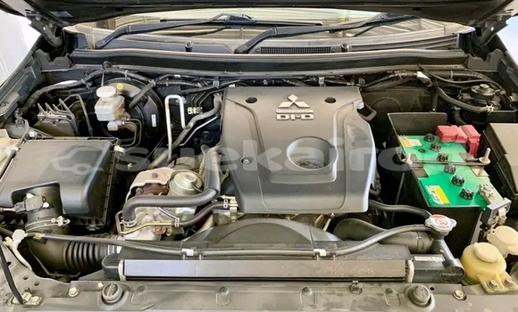 Buy Used Mitsubishi Pajero Black Car in Chai Nat in Chai Nat