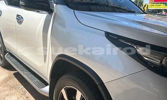 Buy Used Toyota Fortuner White Car in Chaiyaphum in Chaiyaphum Buy Used Toyota Fortuner White Car in Chaiyaphum in Chaiyaphum