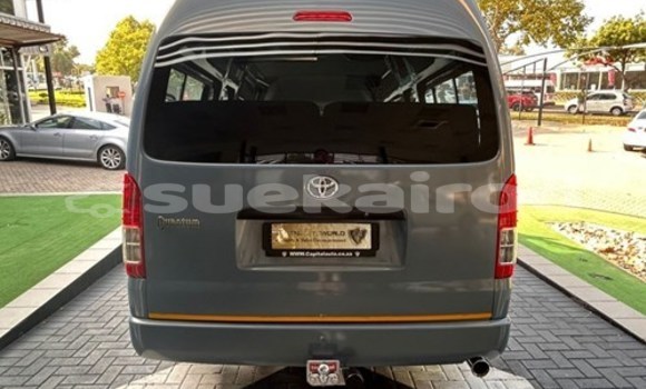Buy Used Toyota Hiace White Car in Bangkok in Bangkok Buy Used Toyota Hiace White Car in Bangkok in Bangkok