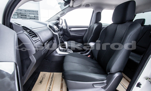 ซื้อ รถมือสอง Isuzu D-Max ขาว รถยนต์ ใน %{เมือง} ใน กรุงเทพมหานคร ซื้อ รถมือสอง Isuzu D-Max ขาว รถยนต์ ใน %{เมือง} ใน กรุงเทพมหานคร