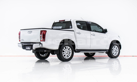 ซื้อ รถมือสอง Isuzu D-Max ขาว รถยนต์ ใน %{เมือง} ใน กรุงเทพมหานคร ซื้อ รถมือสอง Isuzu D-Max ขาว รถยนต์ ใน %{เมือง} ใน กรุงเทพมหานคร