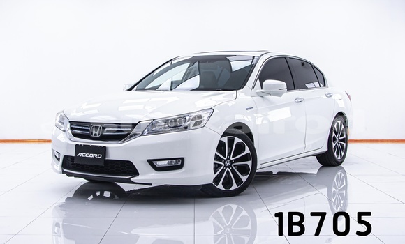 Buy Used Honda Accord White Car in Bangkok in Bangkok Buy Used Honda Accord White Car in Bangkok in Bangkok