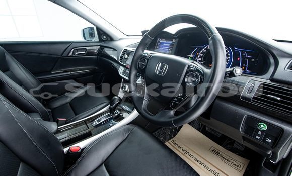 Buy Used Honda Accord White Car in Bangkok in Bangkok Buy Used Honda Accord White Car in Bangkok in Bangkok