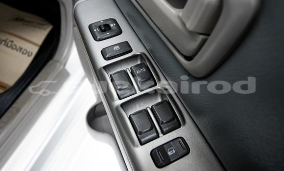 Buy Used Isuzu MU-7 White Car in Bangkok in Bangkok Buy Used Isuzu MU-7 White Car in Bangkok in Bangkok