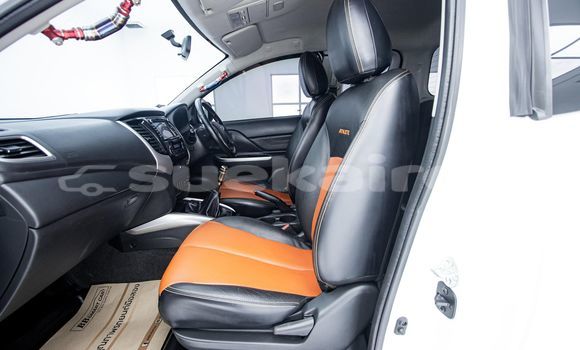 ซื้อ รถมือสอง Mitsubishi Triton ขาว รถยนต์ ใน %{เมือง} ใน กรุงเทพมหานคร ซื้อ รถมือสอง Mitsubishi Triton ขาว รถยนต์ ใน %{เมือง} ใน กรุงเทพมหานคร