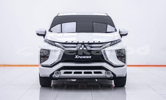 Buy Used Mitsubishi Xpander White Car in Bangkok in Bangkok Buy Used Mitsubishi Xpander White Car in Bangkok in Bangkok