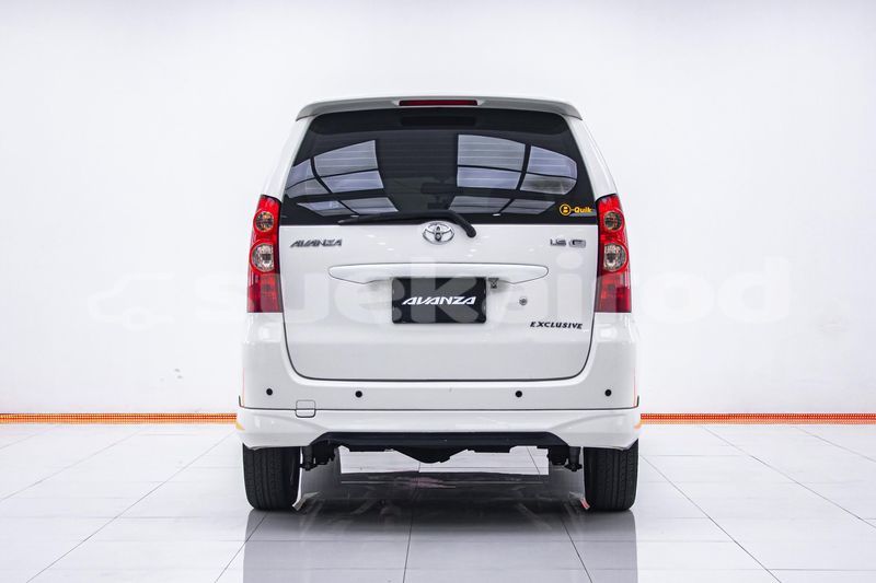Big with watermark toyota avanza bangkok bangkok 72309