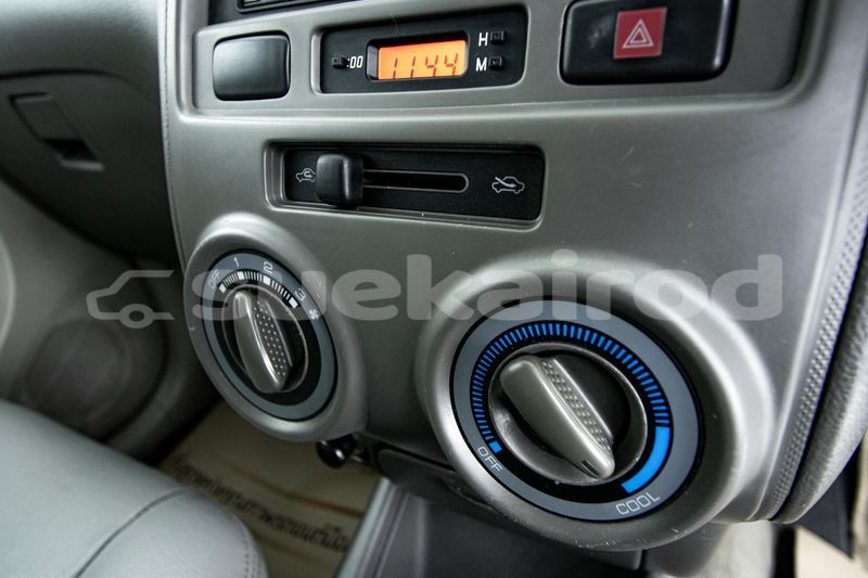 Big with watermark toyota avanza bangkok bangkok 72309