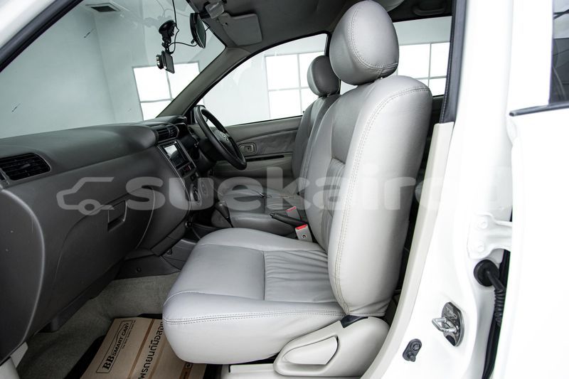 Big with watermark toyota avanza bangkok bangkok 72309