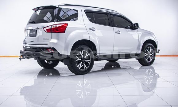 ซื้อ รถมือสอง Isuzu MU-X อื่น ๆ รถยนต์ ใน %{เมือง} ใน กรุงเทพมหานคร ซื้อ รถมือสอง Isuzu MU-X อื่น ๆ รถยนต์ ใน %{เมือง} ใน กรุงเทพมหานคร