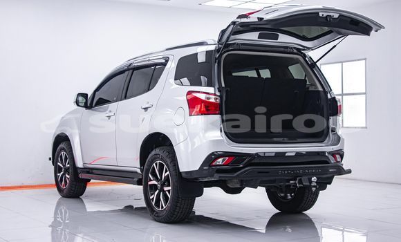 ซื้อ รถมือสอง Isuzu MU-X อื่น ๆ รถยนต์ ใน %{เมือง} ใน กรุงเทพมหานคร ซื้อ รถมือสอง Isuzu MU-X อื่น ๆ รถยนต์ ใน %{เมือง} ใน กรุงเทพมหานคร