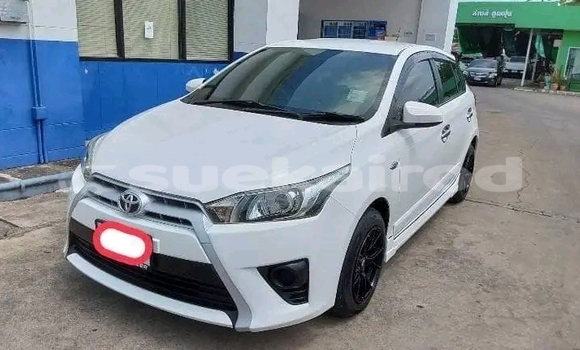 ซื้อ รถมือสอง Toyota Yaris ขาว รถยนต์ ใน %{เมือง} ใน อ่างทอง ซื้อ รถมือสอง Toyota Yaris ขาว รถยนต์ ใน %{เมือง} ใน อ่างทอง