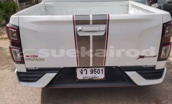 ซื้อ รถมือสอง Isuzu Bighorn ขาว รถยนต์ ใน %{เมือง} ใน จันทบุรี ซื้อ รถมือสอง Isuzu Bighorn ขาว รถยนต์ ใน %{เมือง} ใน จันทบุรี
