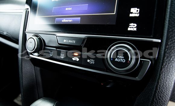 Buy Used Honda Civic White Car in Bangkok in Bangkok Buy Used Honda Civic White Car in Bangkok in Bangkok