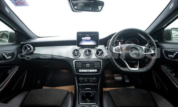 Buy Used Mercedes-Benz GLA-klasse Other Car in Bangkok in Bangkok Buy Used Mercedes-Benz GLA-klasse Other Car in Bangkok in Bangkok