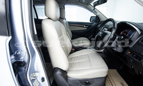 ซื้อ รถมือสอง Isuzu MU-X อื่น ๆ รถยนต์ ใน %{เมือง} ใน กรุงเทพมหานคร ซื้อ รถมือสอง Isuzu MU-X อื่น ๆ รถยนต์ ใน %{เมือง} ใน กรุงเทพมหานคร