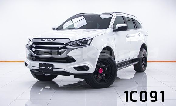 Buy Used Isuzu MU-X White Car in Bangkok in Bangkok
