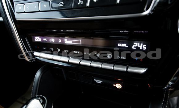 Buy Used Isuzu MU-X White Car in Bangkok in Bangkok Buy Used Isuzu MU-X White Car in Bangkok in Bangkok