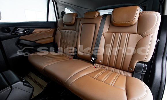 Buy Used Isuzu MU-X White Car in Bangkok in Bangkok Buy Used Isuzu MU-X White Car in Bangkok in Bangkok