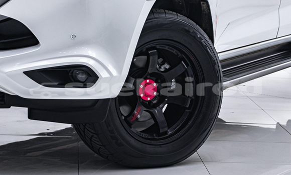 Buy Used Isuzu MU-X White Car in Bangkok in Bangkok Buy Used Isuzu MU-X White Car in Bangkok in Bangkok