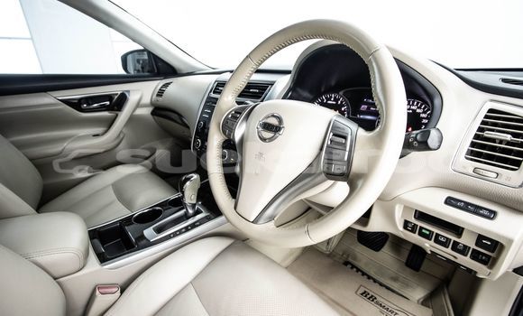 ซื้อ รถมือสอง Nissan Teana สีน้ำเงิน รถยนต์ ใน %{เมือง} ใน กรุงเทพมหานคร ซื้อ รถมือสอง Nissan Teana สีน้ำเงิน รถยนต์ ใน %{เมือง} ใน กรุงเทพมหานคร