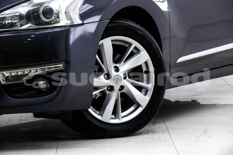Big with watermark nissan teana bangkok bangkok 72366