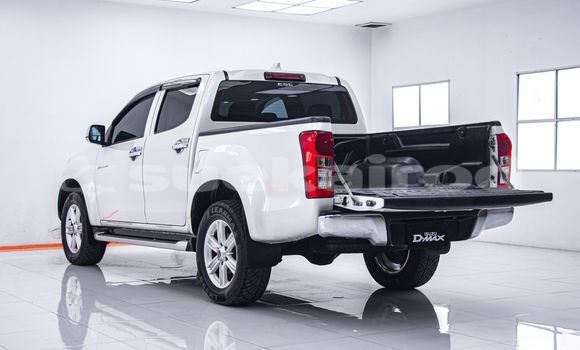 ซื้อ รถมือสอง Isuzu D-Max ขาว รถยนต์ ใน %{เมือง} ใน กรุงเทพมหานคร ซื้อ รถมือสอง Isuzu D-Max ขาว รถยนต์ ใน %{เมือง} ใน กรุงเทพมหานคร