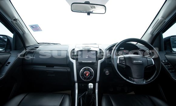 ซื้อ รถมือสอง Isuzu D-Max ขาว รถยนต์ ใน %{เมือง} ใน กรุงเทพมหานคร ซื้อ รถมือสอง Isuzu D-Max ขาว รถยนต์ ใน %{เมือง} ใน กรุงเทพมหานคร