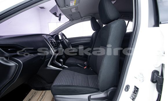 Buy Used Toyota Yaris Ativ White Car in Bangkok in Bangkok Buy Used Toyota Yaris Ativ White Car in Bangkok in Bangkok