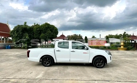 ซื้อ รถมือสอง Isuzu D–MAX ขาว รถยนต์ ใน %{เมือง} ใน จันทบุรี ซื้อ รถมือสอง Isuzu D–MAX ขาว รถยนต์ ใน %{เมือง} ใน จันทบุรี