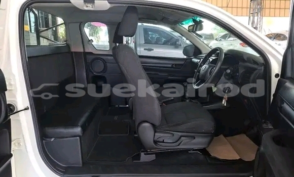 Buy Used Toyota REVO CAB Z-EDITION White Car in Chai Nat in Chai Nat