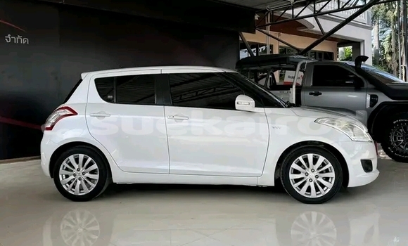 ซื้อ รถมือสอง Suzuki Swift ขาว รถยนต์ ใน %{เมือง} ใน ขอนแก่น ซื้อ รถมือสอง Suzuki Swift ขาว รถยนต์ ใน %{เมือง} ใน ขอนแก่น