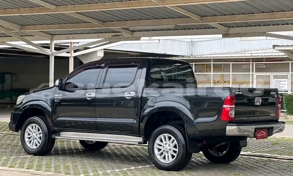 ซื้อ รถมือสอง Toyota Hilux สีดำ รถยนต์ ใน %{เมือง} ใน อ่างทอง ซื้อ รถมือสอง Toyota Hilux สีดำ รถยนต์ ใน %{เมือง} ใน อ่างทอง