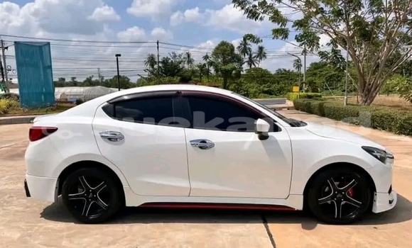 ซื้อ รถมือสอง Mazda 326 ขาว รถยนต์ ใน %{เมือง} ใน จันทบุรี ซื้อ รถมือสอง Mazda 326 ขาว รถยนต์ ใน %{เมือง} ใน จันทบุรี