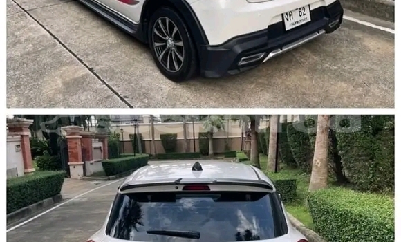 ซื้อ รถมือสอง Suzuki Swift ขาว รถยนต์ ใน %{เมือง} ใน ชุมพร