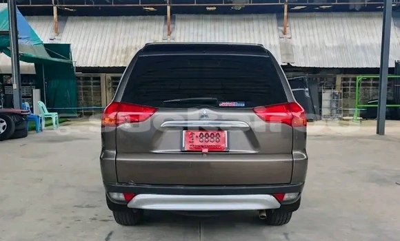 ซื้อ รถมือสอง Mitsubishi Pajero สีดำ รถยนต์ ใน %{เมือง} ใน ฉะเชิงเทรา ซื้อ รถมือสอง Mitsubishi Pajero สีดำ รถยนต์ ใน %{เมือง} ใน ฉะเชิงเทรา