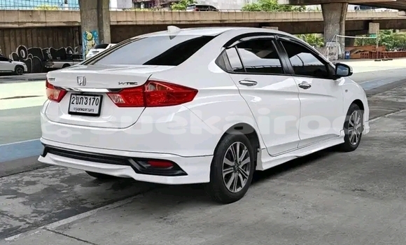 ซื้อ รถมือสอง Honda City ขาว รถยนต์ ใน %{เมือง} ใน ชัยนาท ซื้อ รถมือสอง Honda City ขาว รถยนต์ ใน %{เมือง} ใน ชัยนาท